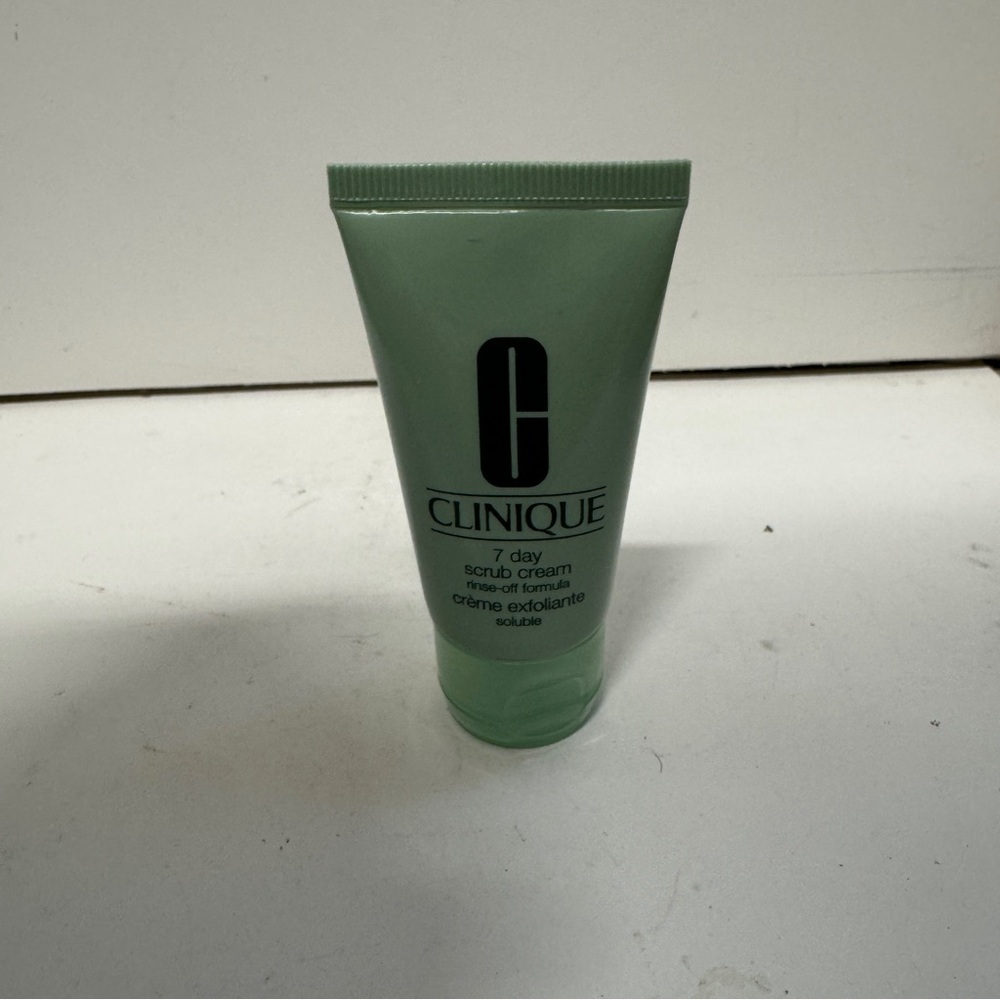 Clinique 7 Day Scrub Cream Rinse Off Formula 30ML